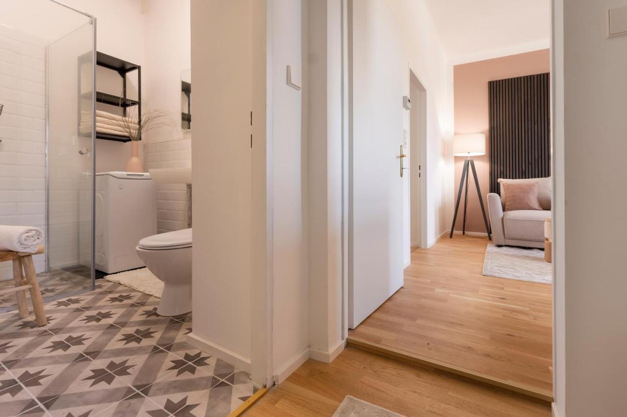 City Lounge Appartement Am Hauptbahnhof 圣珀尔滕 外观 照片