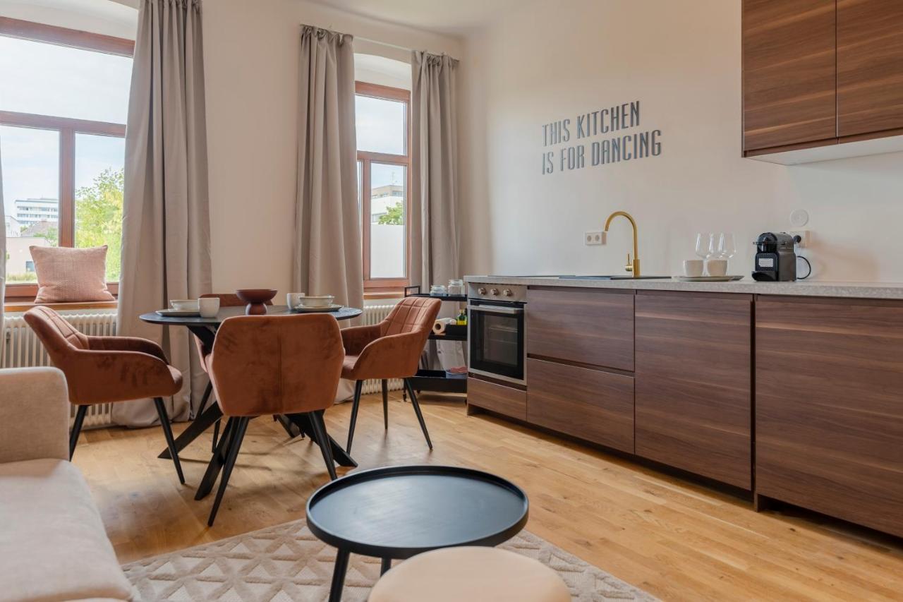 City Lounge Appartement Am Hauptbahnhof 圣珀尔滕 外观 照片